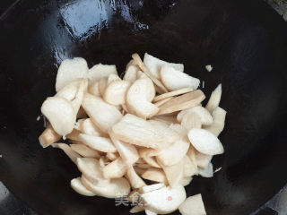 Stir-fried Pleurotus Eryngii with Pork Belly recipe