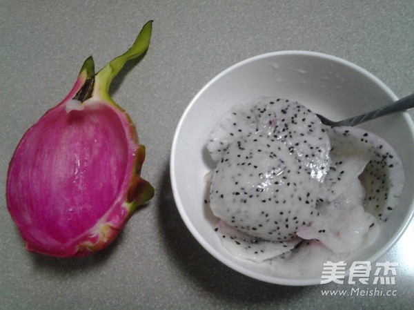 Pitaya Peel Milkshake recipe