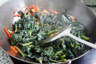 Stir-fried Pork with Red Amaranth recipe