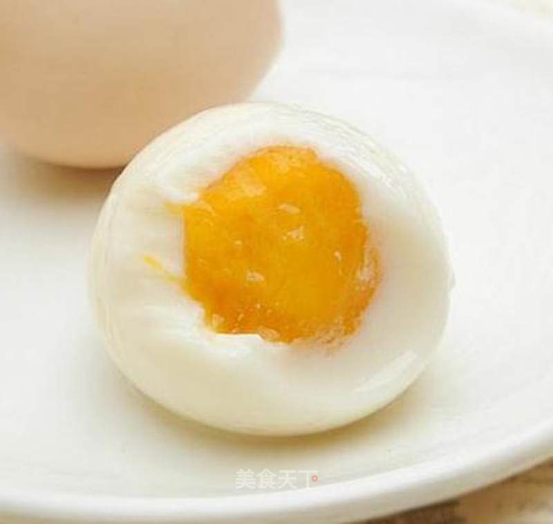 I Am Not An Egg, But A Pudding! ~