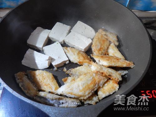 Tofu with Fish in Casserole recipe