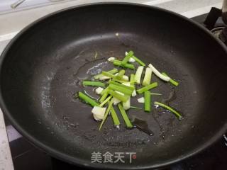 Fried Squid with Onion recipe