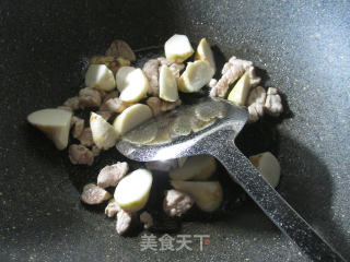 Pork Tenderloin with Broccoli and Boiled Taro recipe