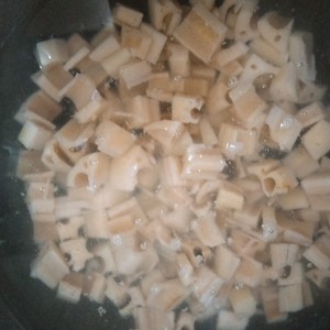 Family Kuaishou Dishes "small Stir-fried Lotus Roots" Super Rice recipe