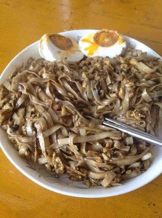 Fried Noodles with Egg and Mushroom recipe