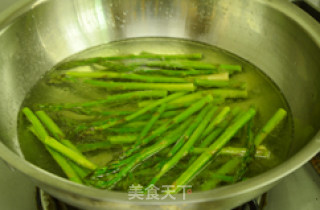 Asparagus Bouquet Salad recipe