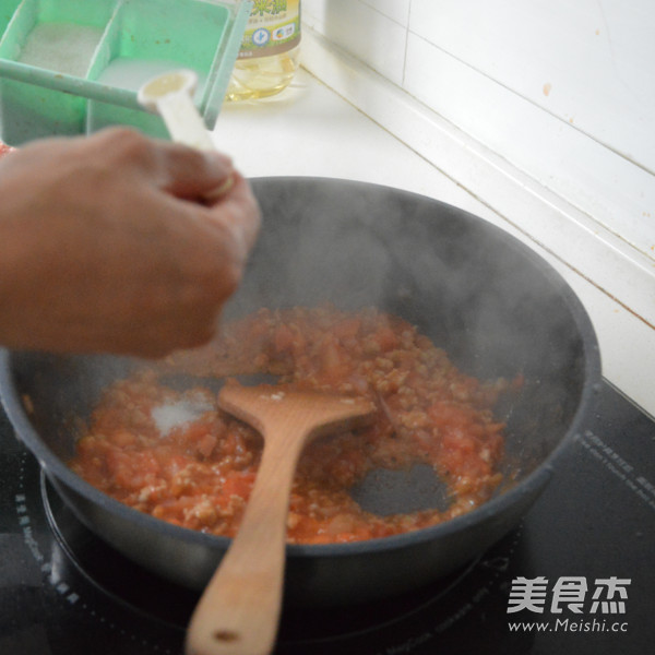 Spaghetti with Tomatoes recipe