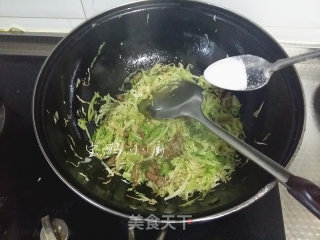 Stir-fried Noodles with Cabbage recipe