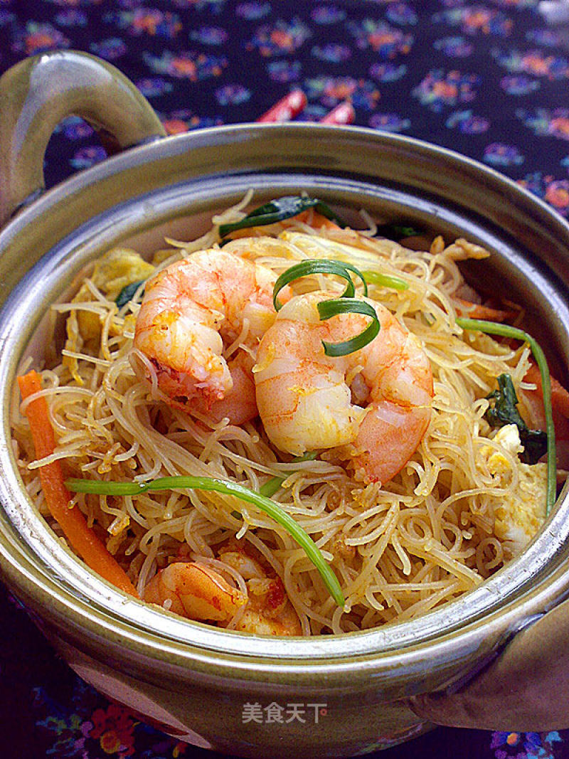 Stir-fried Rice Noodles with Curry Shrimp recipe