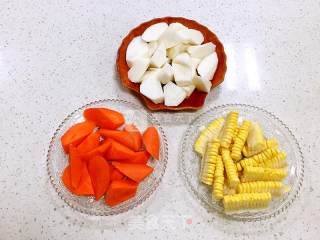 Nourishing Eyesight-chinese Yam and Wolfberry Ribs Soup recipe
