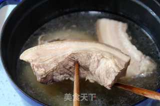 [oil-free Healthy Version of Braised Pork with Dried Bamboo Shoots]: Firecrackers to Welcome The Spring Festival and New Year recipe