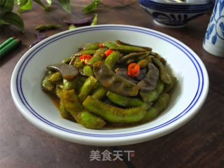 Stir-fried Lamb Eyed Peas with Edamame recipe