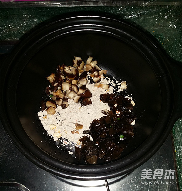 Mushroom and Black Pepper Hot and Sour Soup recipe