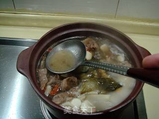 Winter Nourishing Soup "claypot Fish and Sheep Fresh" recipe