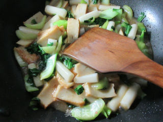 Stir-fried Rice Cake with Fish, Tofu and Vegetables recipe