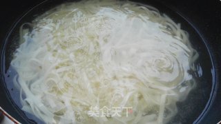 Super Fast Hand-cooled Noodles recipe