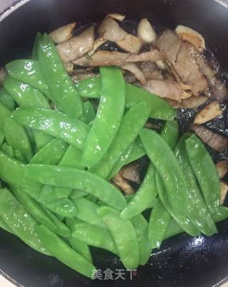 Fried Twice Pork with Snow Pea recipe