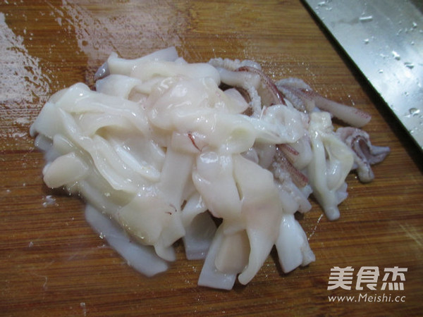 Stir-fried Seafood with Pickled Cabbage recipe