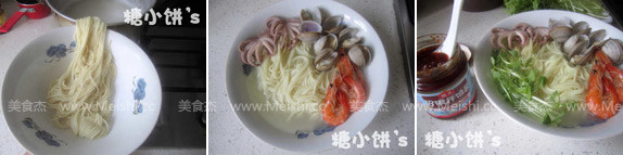 Seafood Noodles recipe