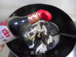 Fresh Mushroom Sea Cucumber Stew recipe