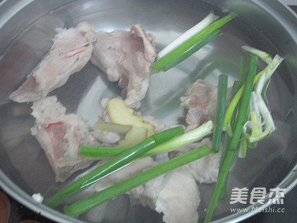 Crucian Hot Pot recipe