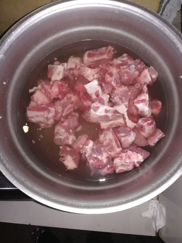 Stewed Pork Ribs in Clear Soup recipe