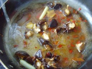 Fresh, Fragrant, Tender and Smooth---mushroom and Edamame Oil and Gluten recipe
