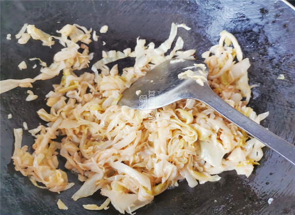 Sour and Spicy Cabbage Rice Noodles recipe