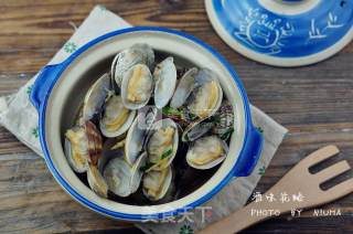 Wine-flavored Clams recipe