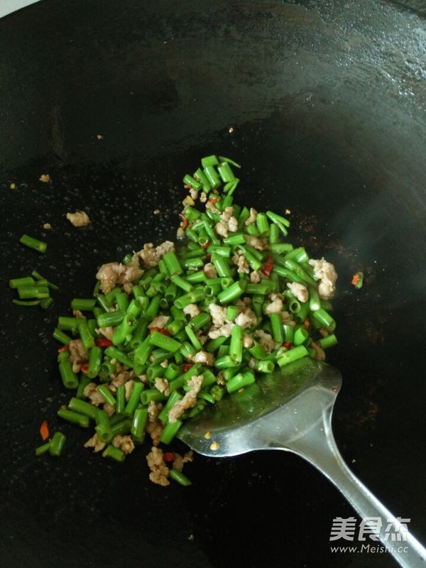 Stir-fried Minced Pork with Tong Cai Geng recipe