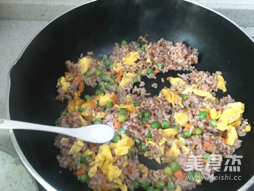 Fried Rice with Red Japonica Rice recipe