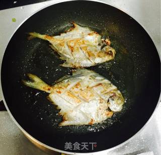 Dry Fried Silver Pomfret recipe