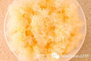 Purple Sweet Potato Tremella New Zealand Flower Maw Soup recipe