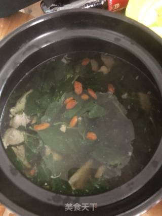 Wolfberry Pork Soup recipe