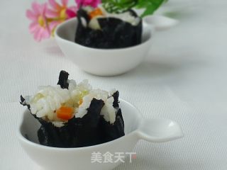 Sour and Refreshing Appetizer-seaweed Rice Balls recipe