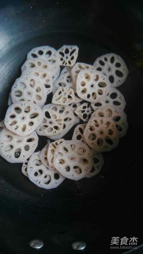 Lotus Root Mixed with Golden Needles recipe