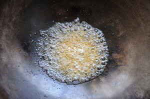 Pure Dry Goods Technology Sharing Post: 6 Morphological Changes of White Sugar in The Process of Frying Sugar, Sugar Water, Frosting, Silk Drawing, Glass, Tender Juice, Sugar Color recipe