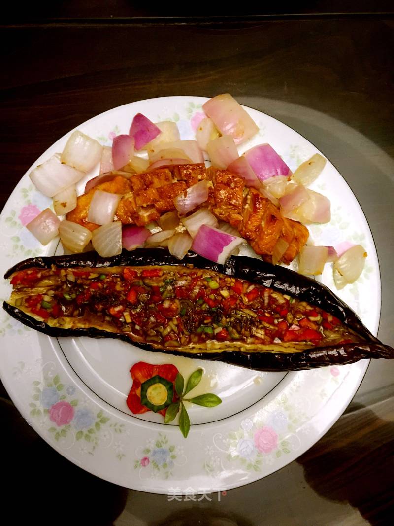 Pan-fried Salmon with Garlic Roasted Eggplant