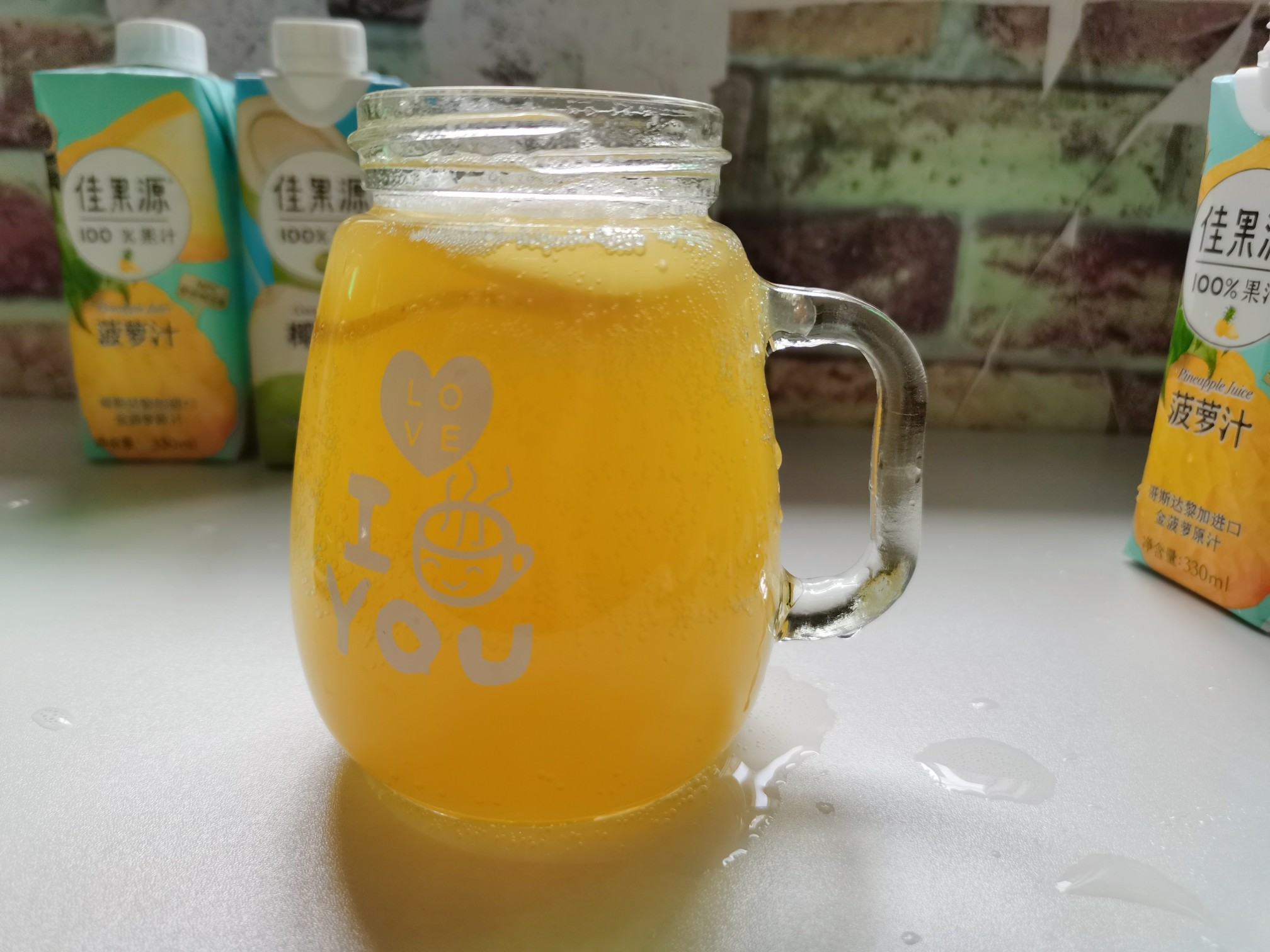 Pineapple Juice Sprite Drink recipe