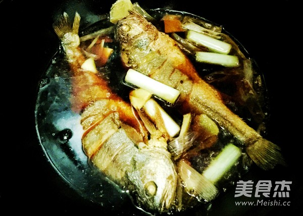 Braised Yellow Croaker recipe