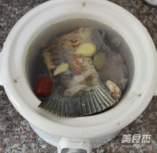 Black Bean Claypot Carp Tail recipe