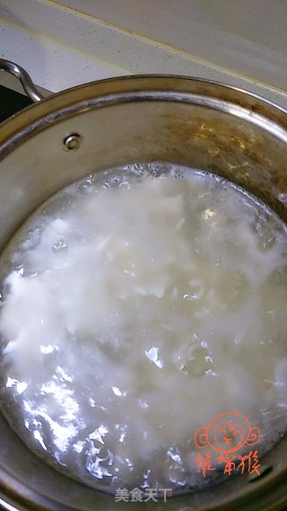 Vinegar Pepper White Jade Egg Flower Soup recipe