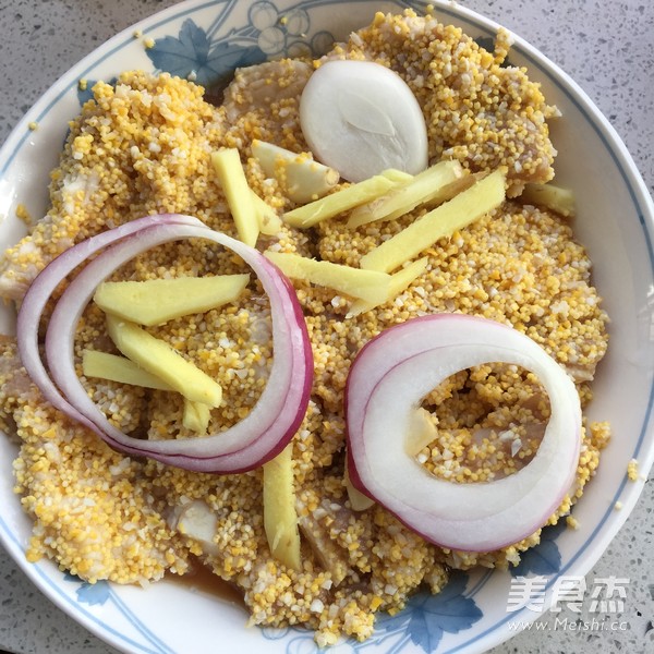 Millet Steamed Ribs recipe