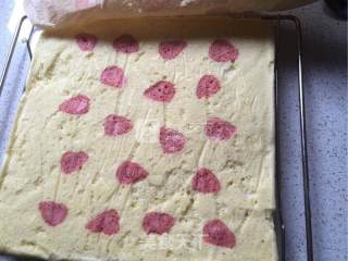 Strawberry Chiffon Cake Roll recipe