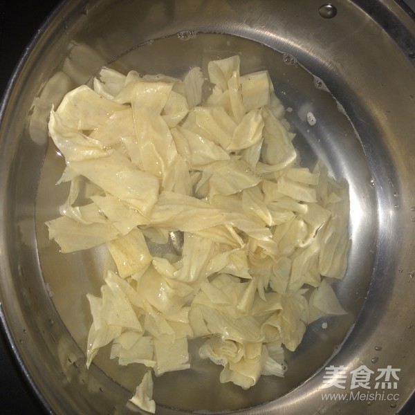 Cucumber Mixed with Bean Curd recipe