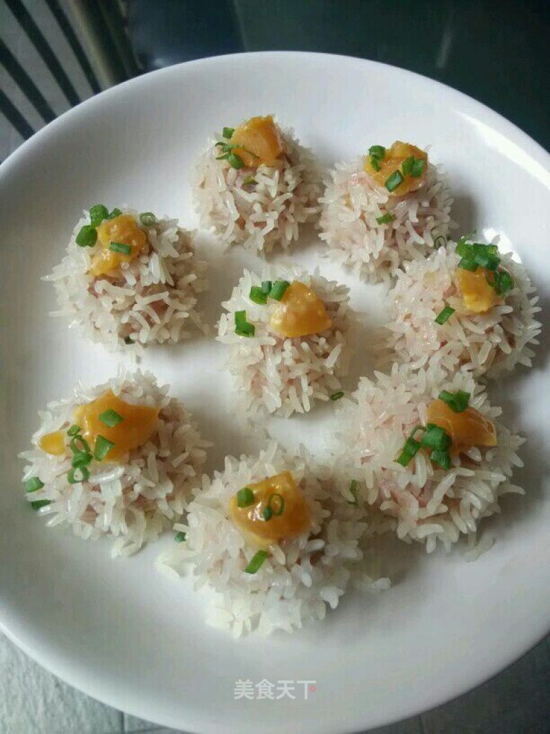 Pearl Balls with Egg Yolk Filling recipe
