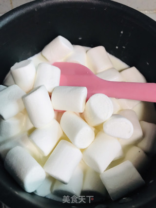 "fruit" Marshmallow Banana Flavor Ice Cream recipe