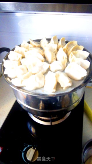 Dumplings Stuffed with Pork and Cabbage recipe