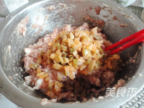 Fresh Pork Crisps recipe