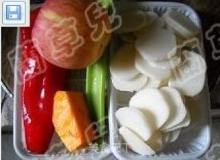 Stir-fried Rice Cake with Fruit and Vegetable recipe